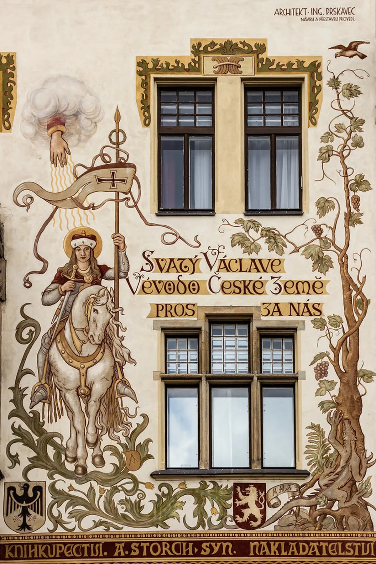 12 Best Cloak Bridge Panoramic Views & Krumlov Sights