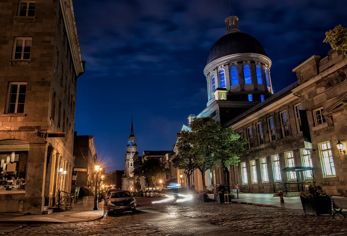 Market Colonnade History and Architecture: 10 Top Sights