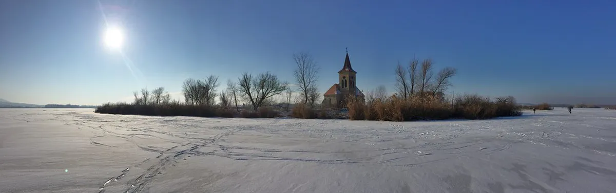 10 Best Stops on the St. Linhart Church Ruins Hike