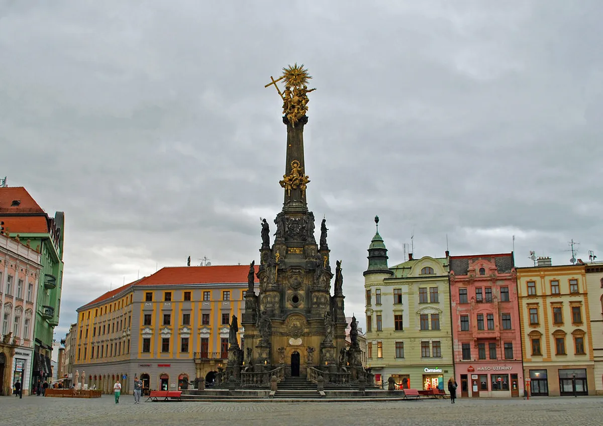 Holy Trinity Column Olomouc History & 10 Top Sights