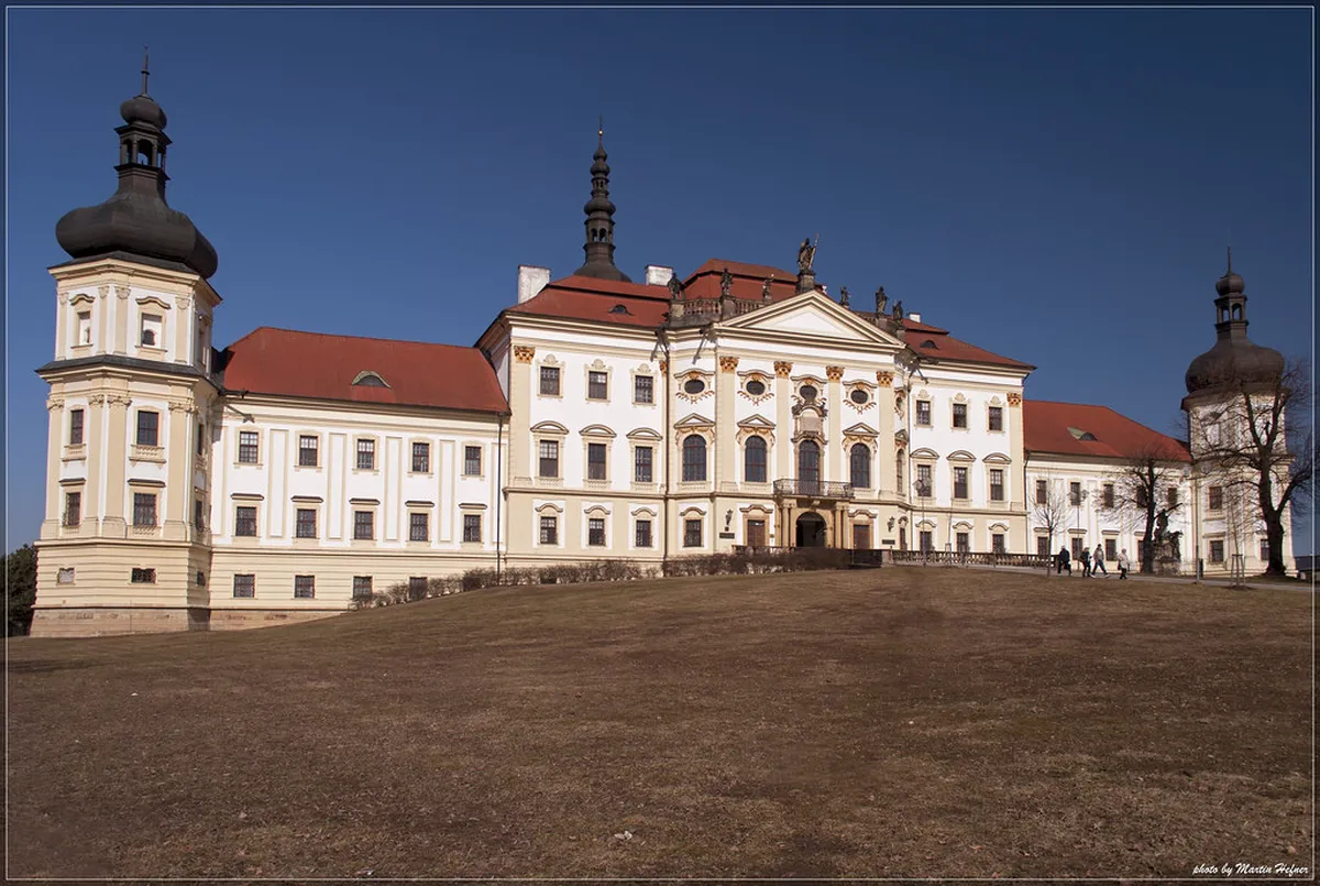 How to Book a Hradisko Monastery Olomouc Tour