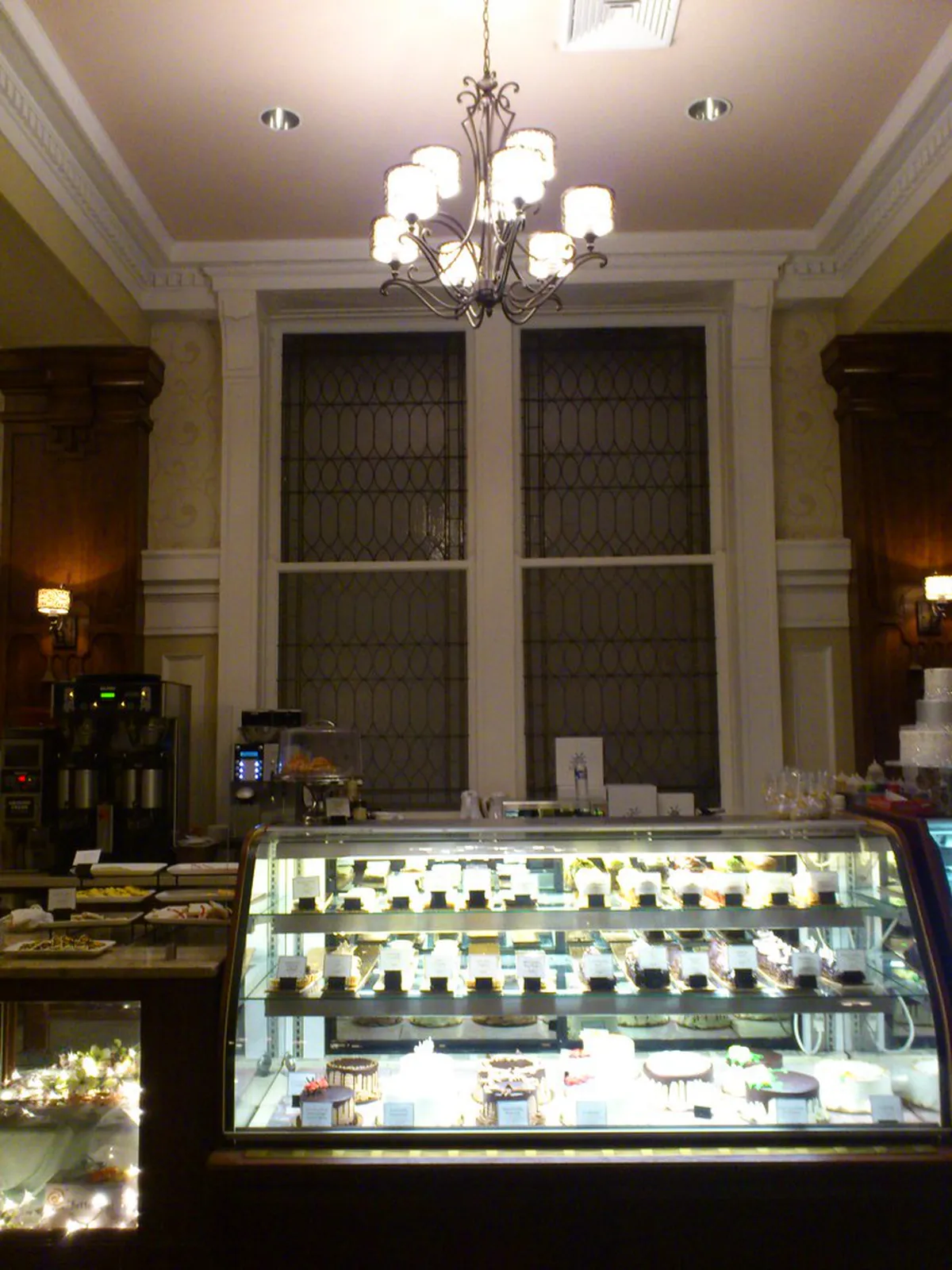 10 Best Hidden Speakeasy Bars Prague (2026 Guide)