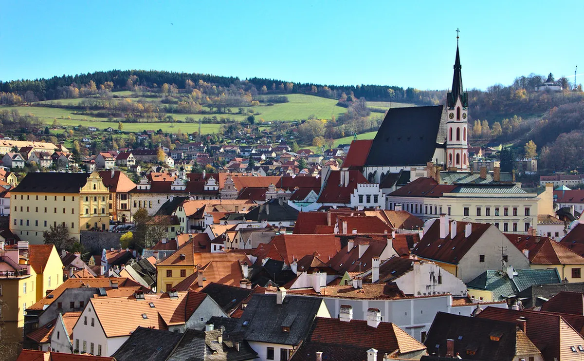 Cesky Krumlov from Prague: 10 Best Sights & Tips