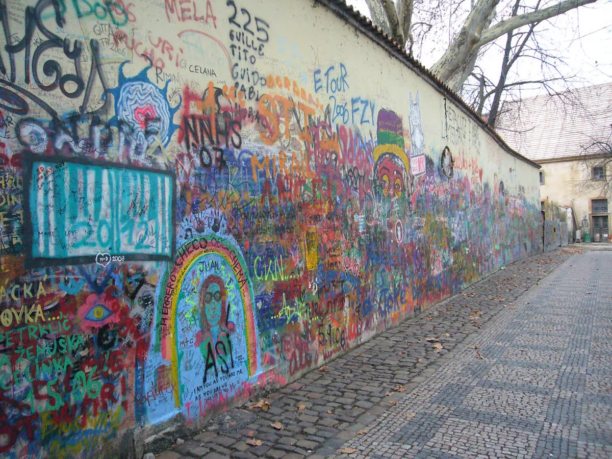 11 Best Things to Do at John Lennon Wall and Kampa