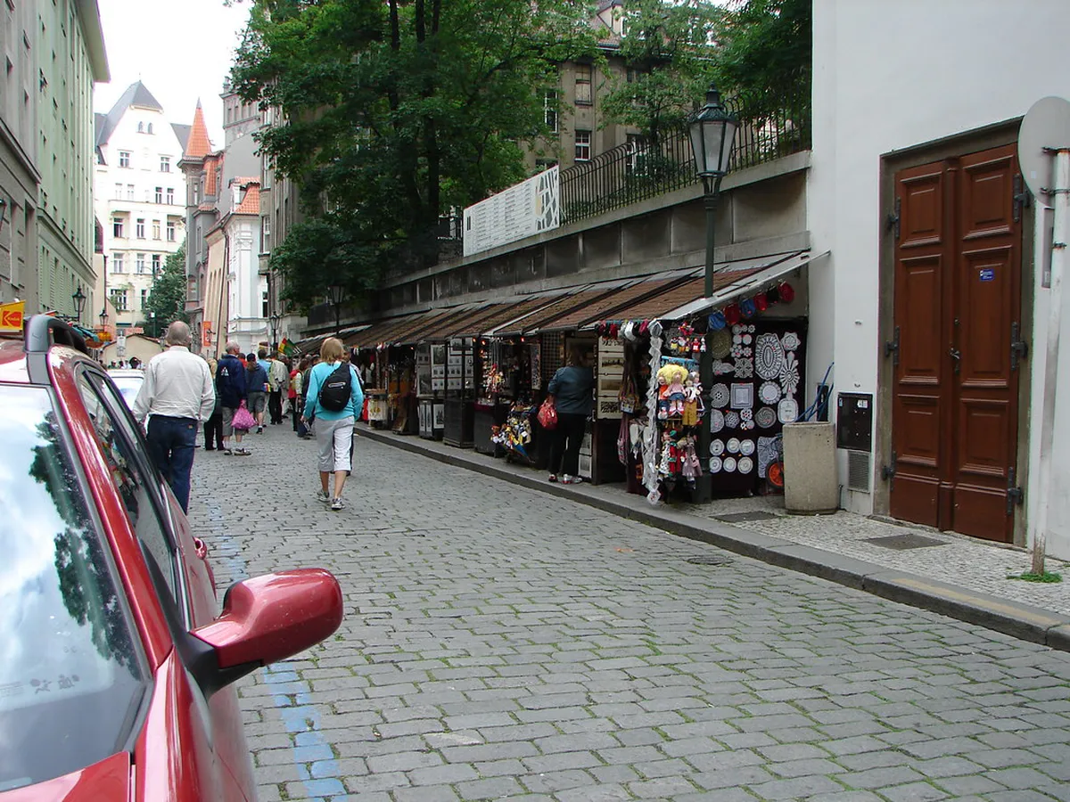 Prague Jewish Quarter Sightseeing: 12 Essential Stops